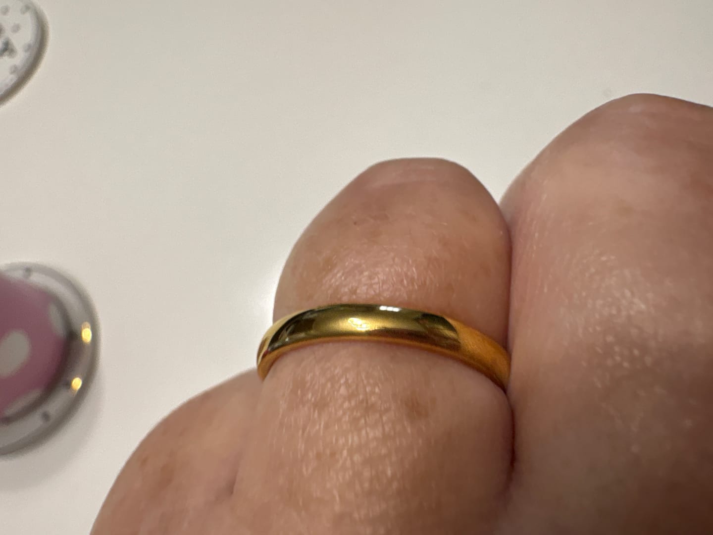 Customer photo review of Gold 3mm Wonder Ring