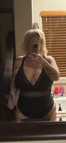 Customer photo review of Emoswim - Women Plus Size One Piece Swimsuit V Neck Mesh Sheer Tummy Control Bathing Suit