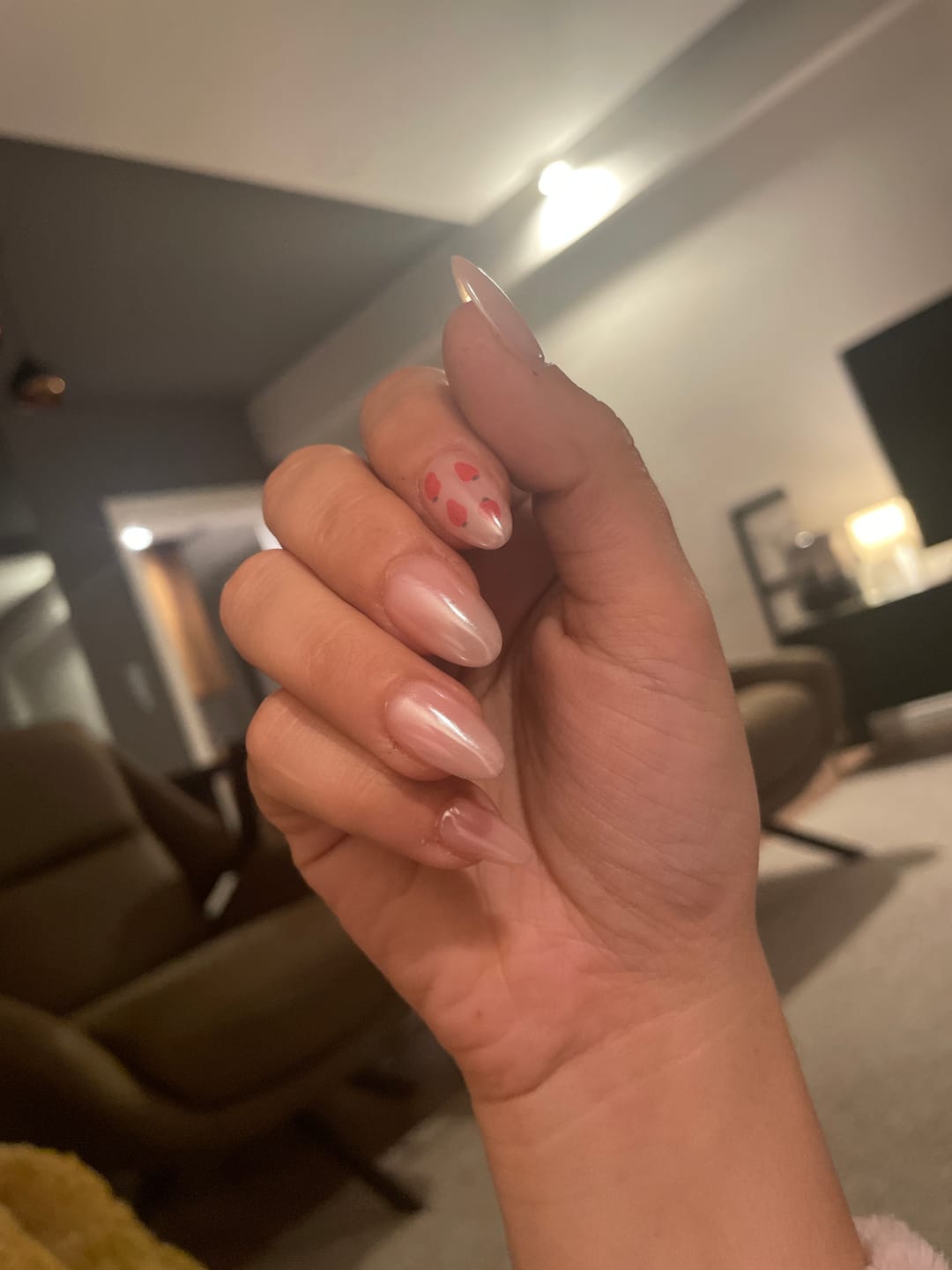 Customer photo review of Glazed Strawberry Jel Takma Tırnak Orta Boy Oval 30 Adet