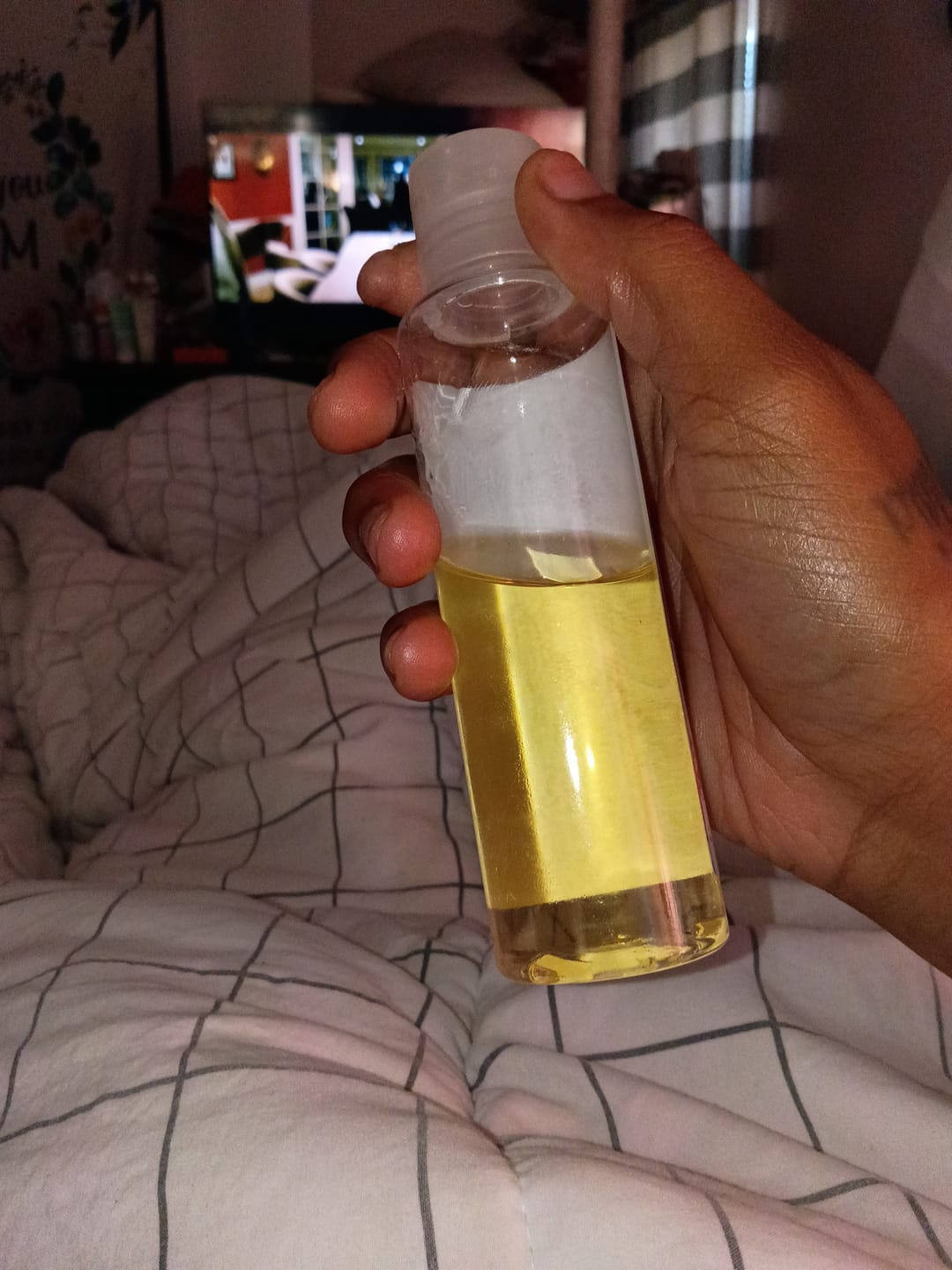 Customer photo review of Birthday Baddie Body Oil