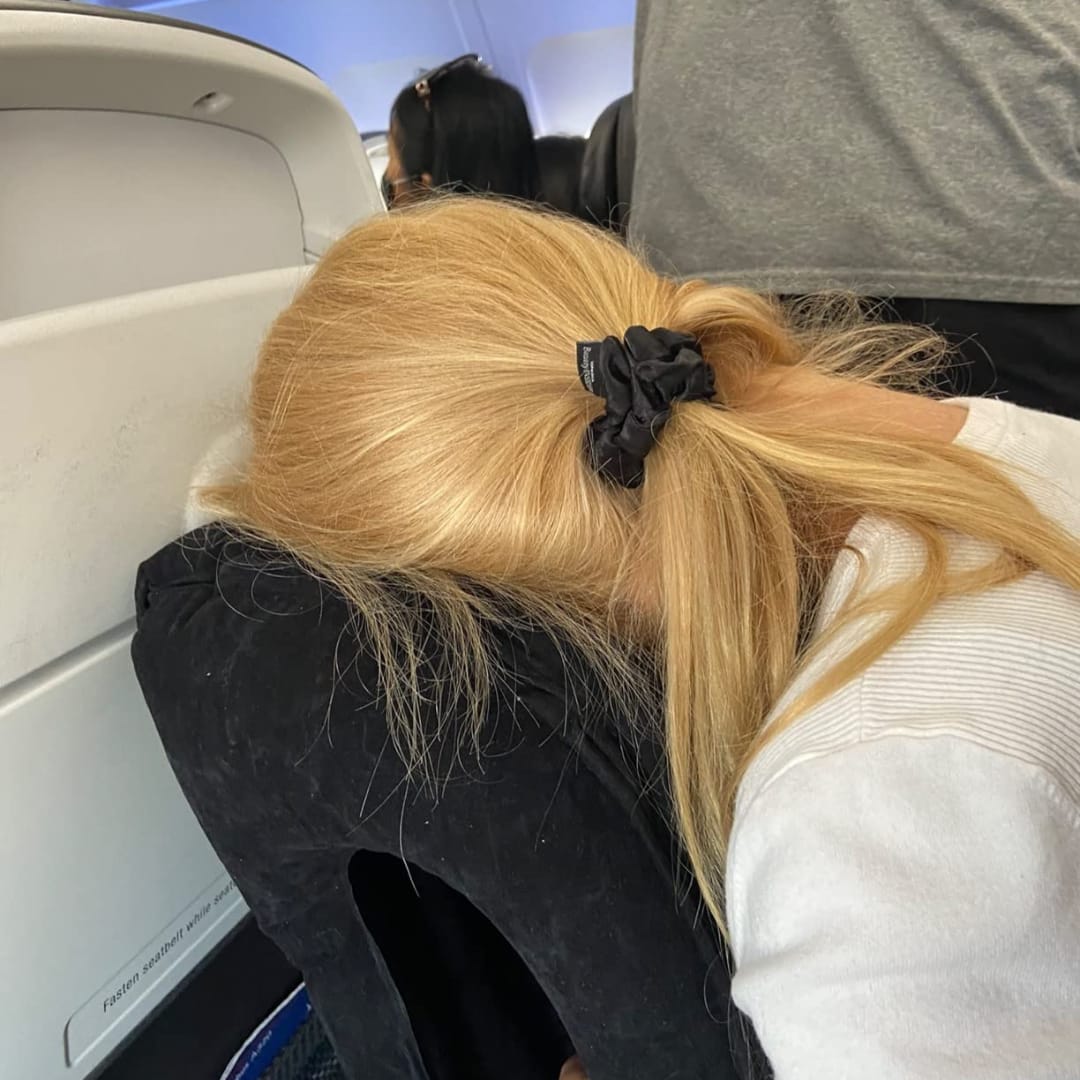Customer photo review of Inflatable Pillow with Head & Chin Support