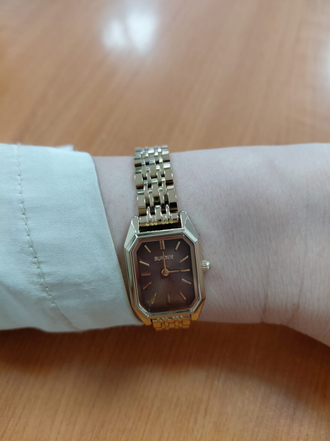 Customer photo review of Isabell Petite Gold Burgundy