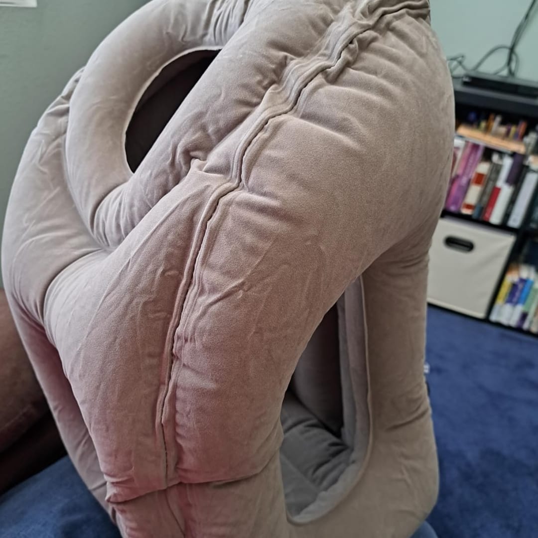 Customer photo review of Inflatable Pillow with Head & Chin Support
