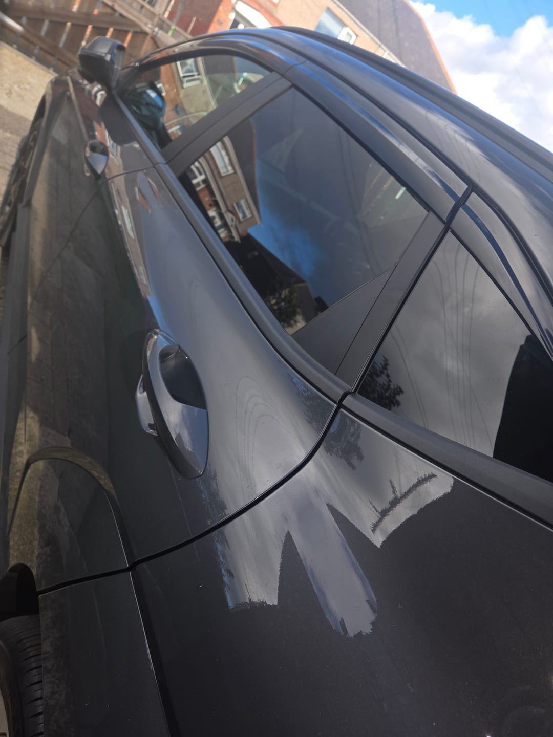 Customer photo review of Auto Clover Wind Deflectors Set for Hyundai Kona 2023+ (6 pieces)