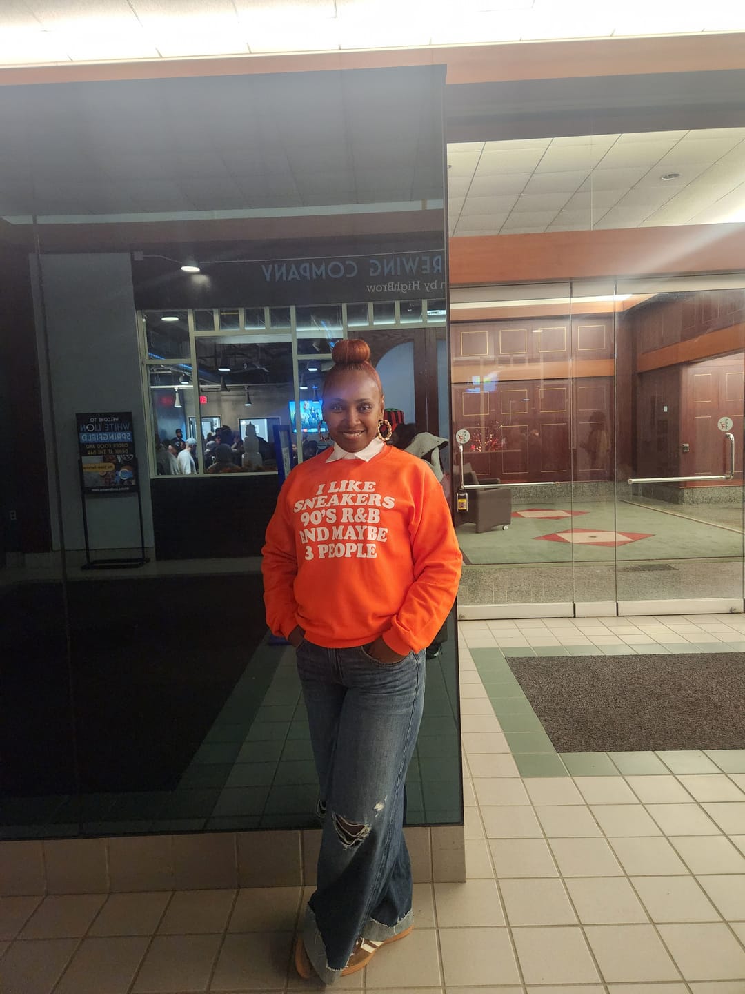Customer photo review of 3 People Sweatshirt
