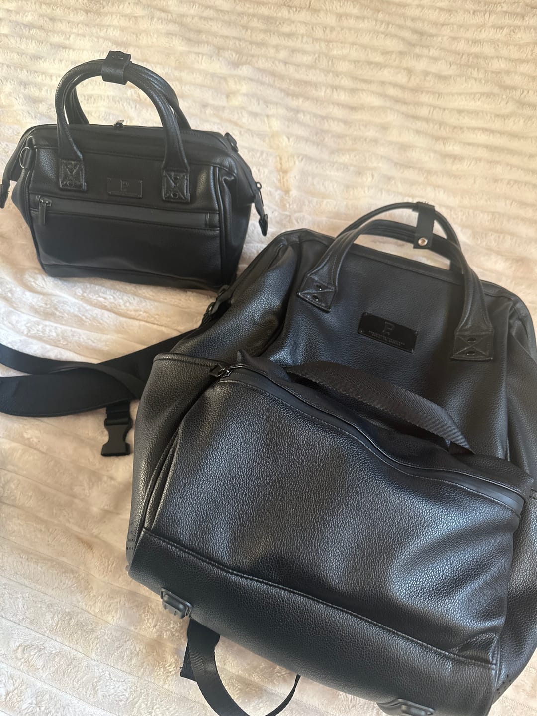 Customer photo review of Cascade Handbag