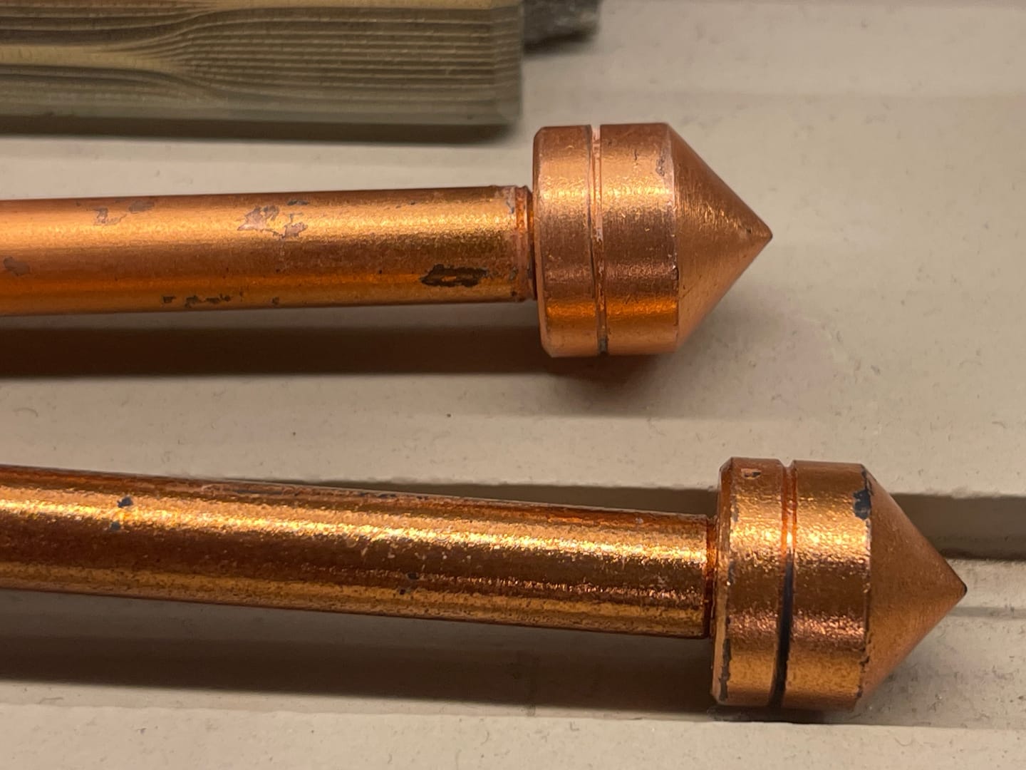Customer photo review of Copper Dowsing Rod Pair – Vastu Remedy for Aura Energy Checking with Metal Handle | Ideal for Feng Shui & Vastu Scanning | Pair Set | 26 x 14 x 1 cm