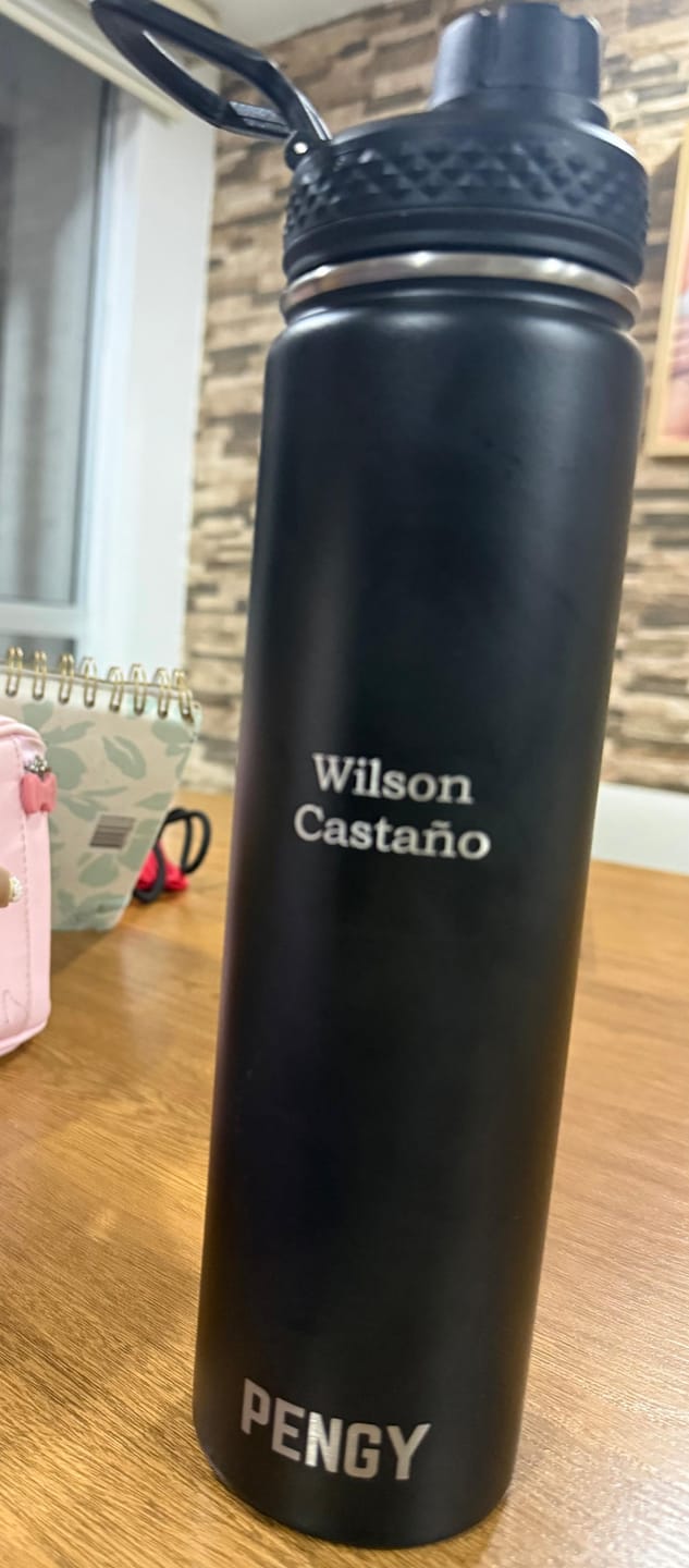 Customer photo review of Termo Pengy PRO con Agarre Móvil