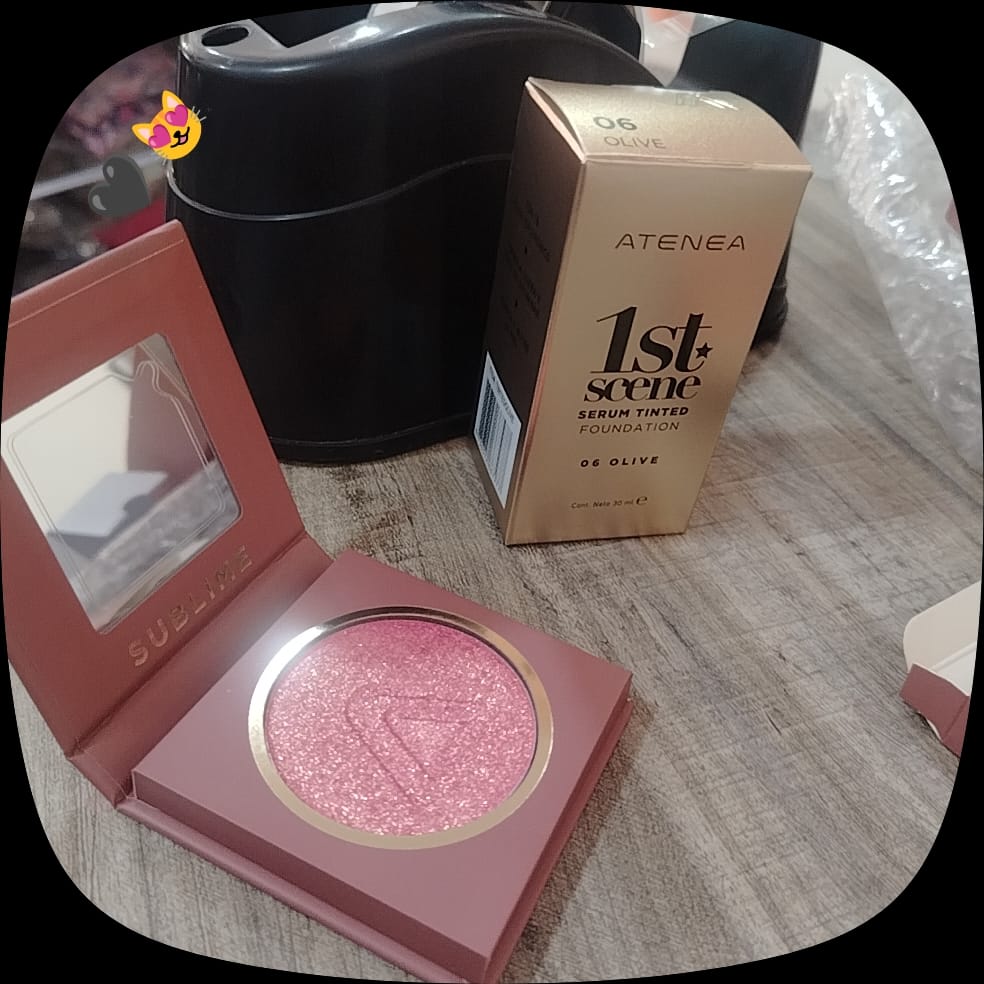 Customer photo review of ILUMINADOR COMPACTO SUBLIME