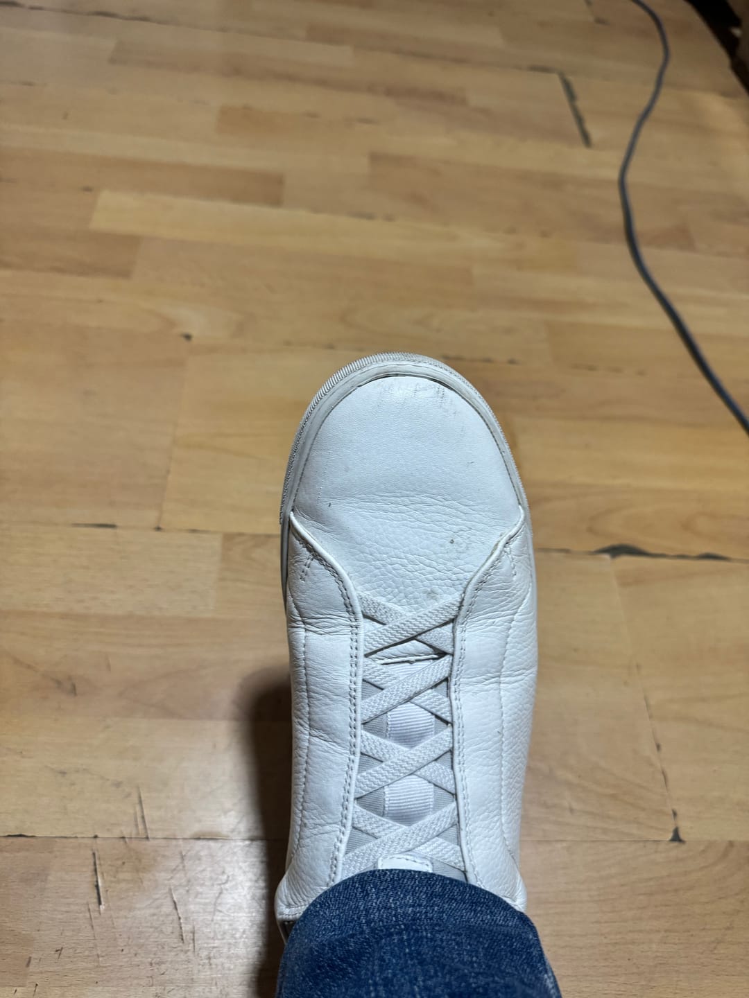 Customer photo review of SNEAKER SLIP ON PIEL BLANCO