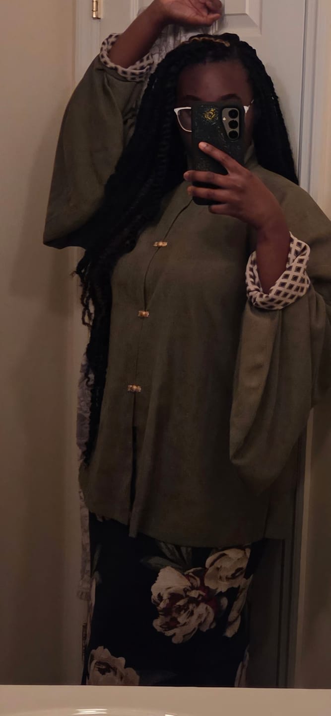 Customer photo review of Sen Lin 森林 Forest Fairy Modernized Ming Dynasty Liling Top & Easy-Wear Mamian Set