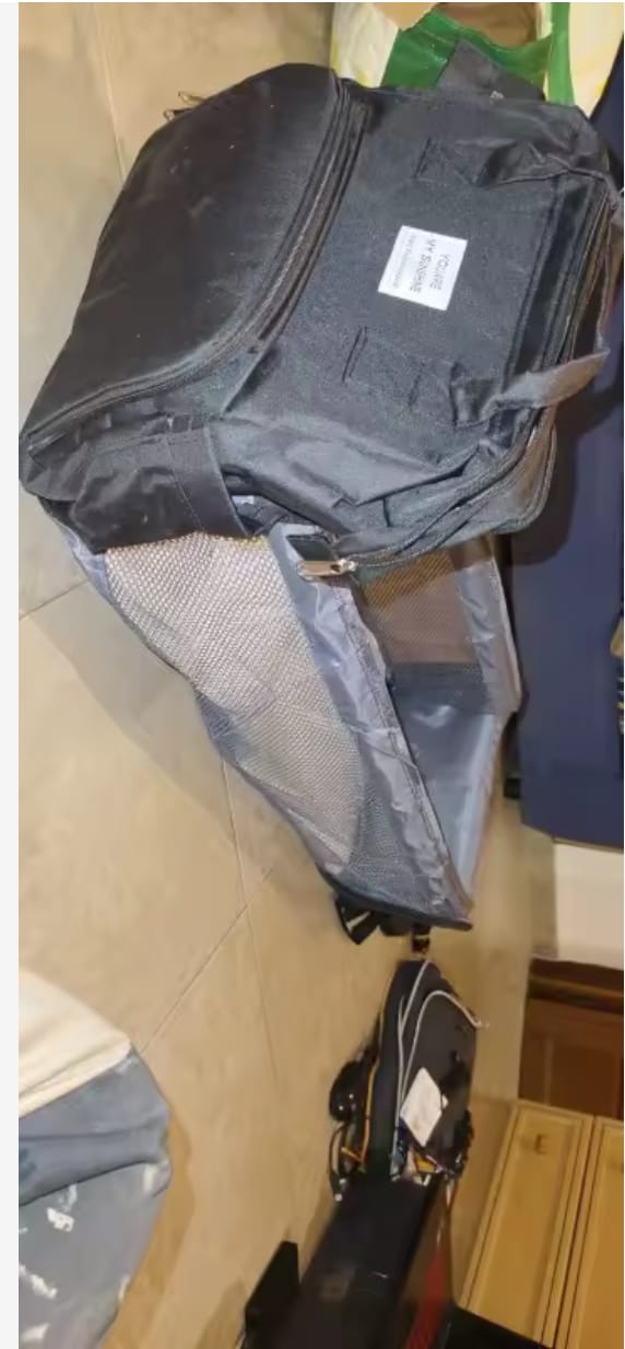 Customer photo review of Mimalia | Mochila con cambiador plegable