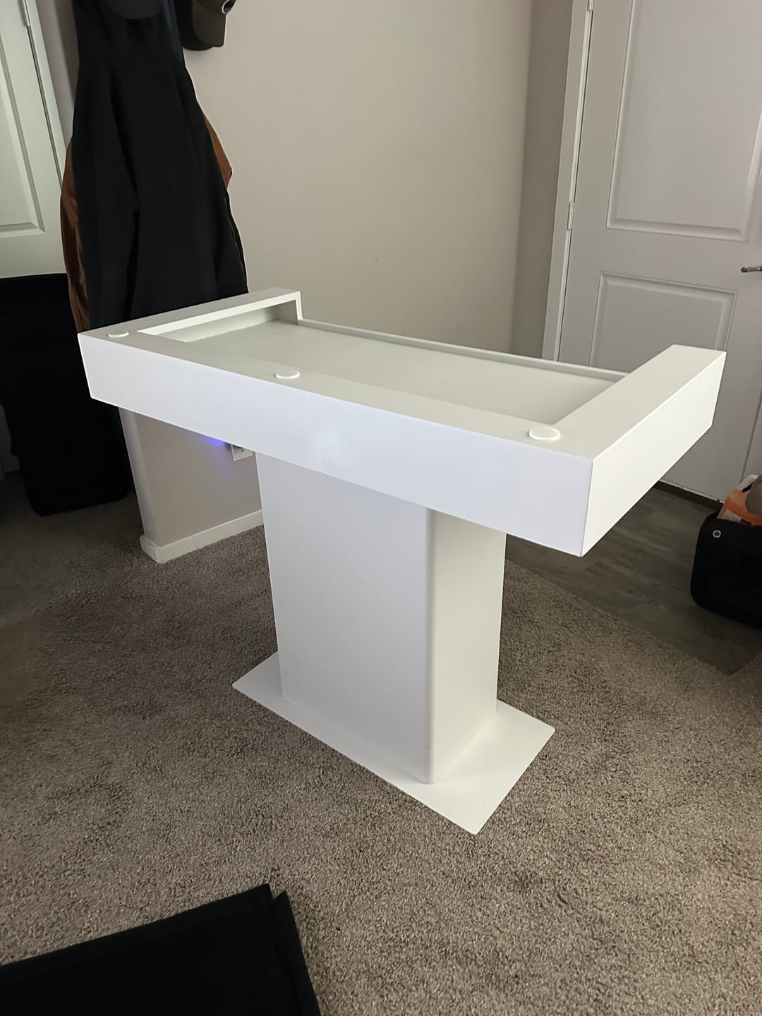 Customer photo review of Headliner HL30001 Malibu Portable DJ Podium with Countertop and Base Column - White