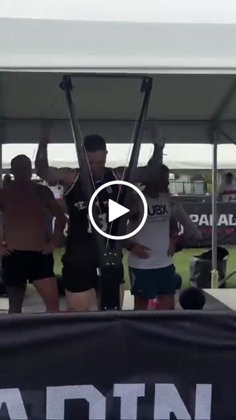 Customer video review of RUNNR 2-in-1 Running Shorts