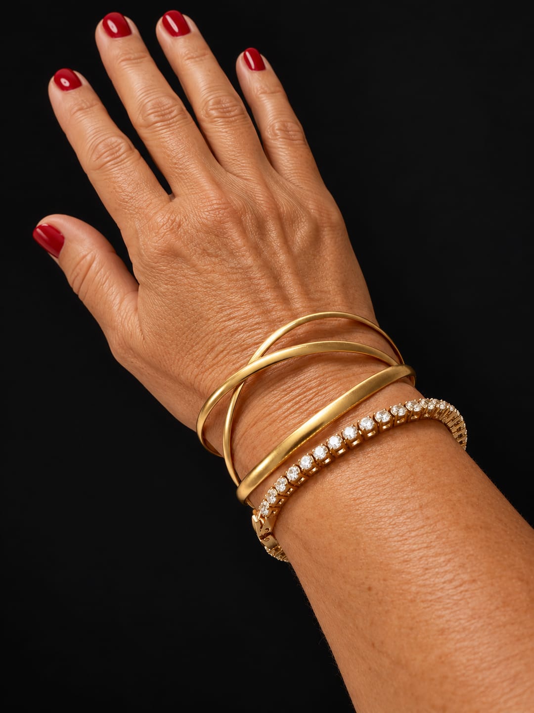 Customer photo review of Luxe Tennis Bracelet