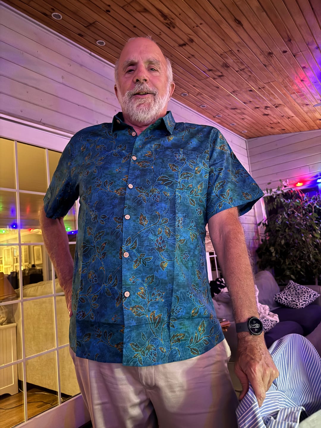 Customer photo review of Men’s Beach Party Retro Floral Pattern Cotton Short Sleeve Shirt