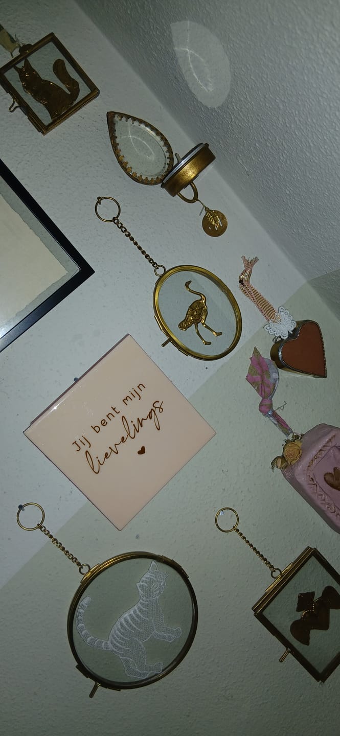 Customer photo review of Tealight Holder With Mirror