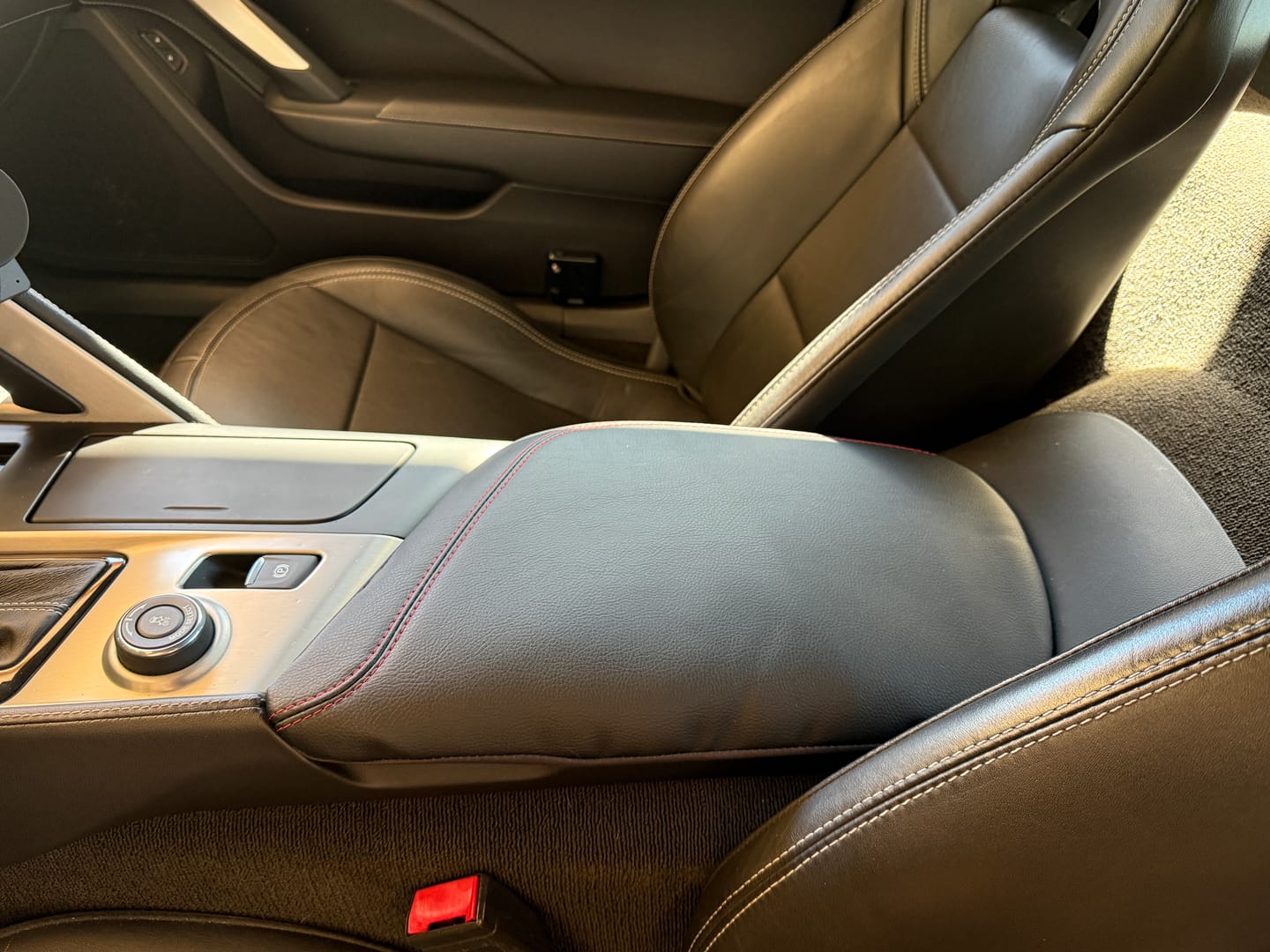 Customer photo review of Corvette C7 Center Console Lid Armrest Cover