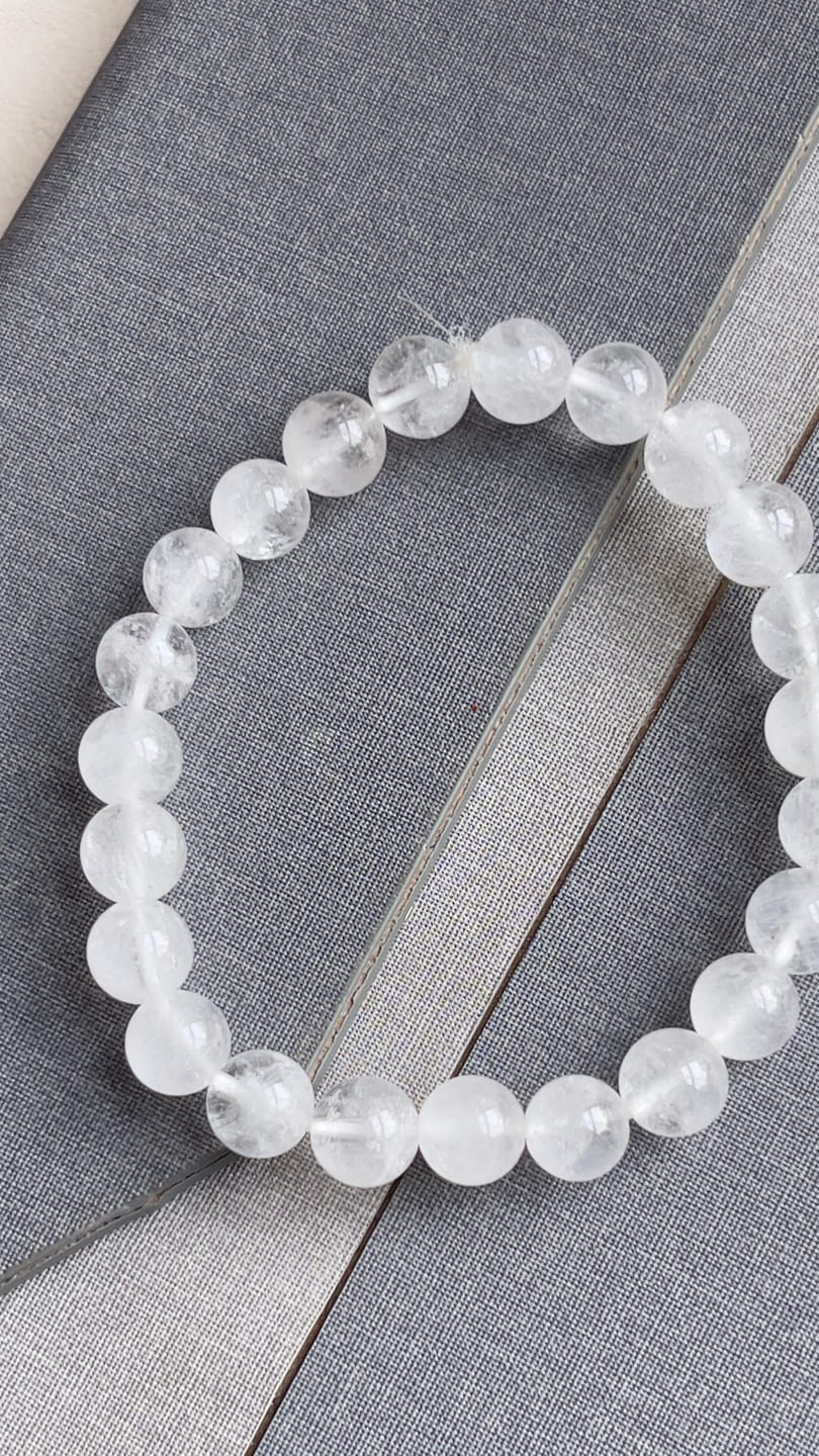 Customer photo review of Natural Clear Quartz Crystal Bracelet | Vastu Remedy for Meditation & Focus | 8 mm Beads