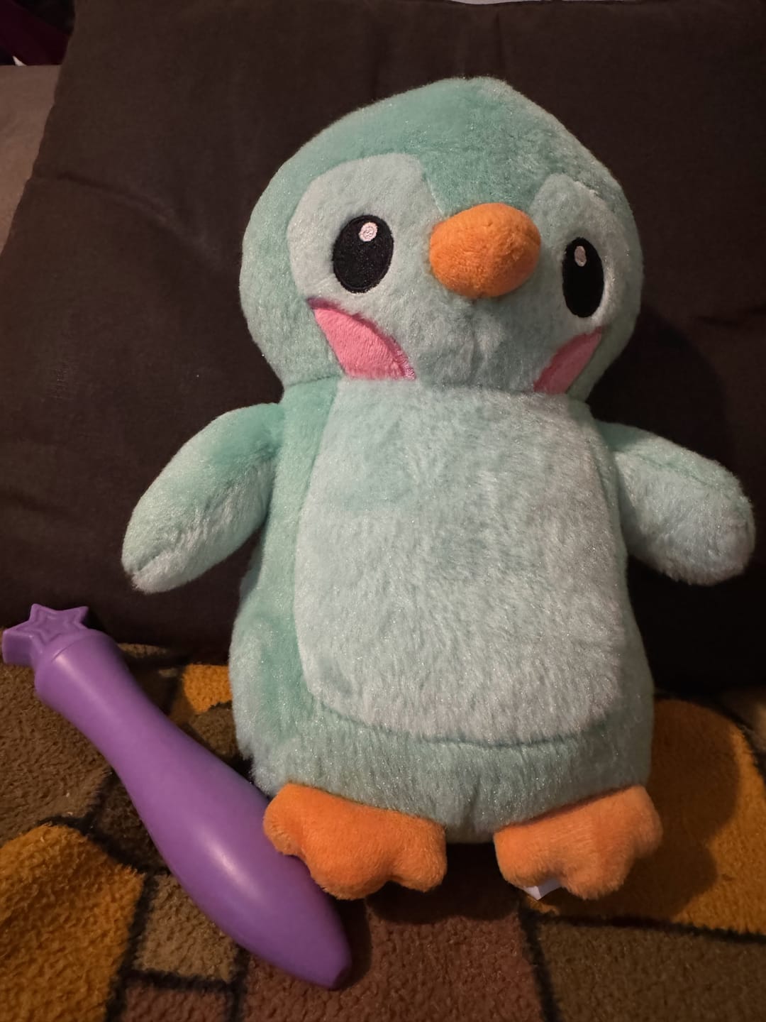 Customer photo review of Peluche Pinta en la oscuridad