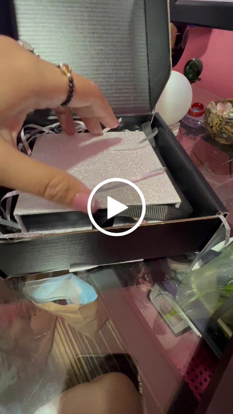 Customer video review of Lunather™ Floating Bubble Clear Quartz Earrings