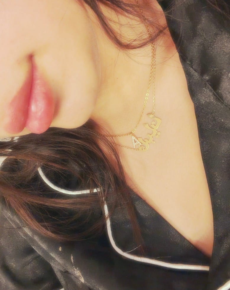Customer photo review of Filigran Letter Halskette | 18K vergoldet