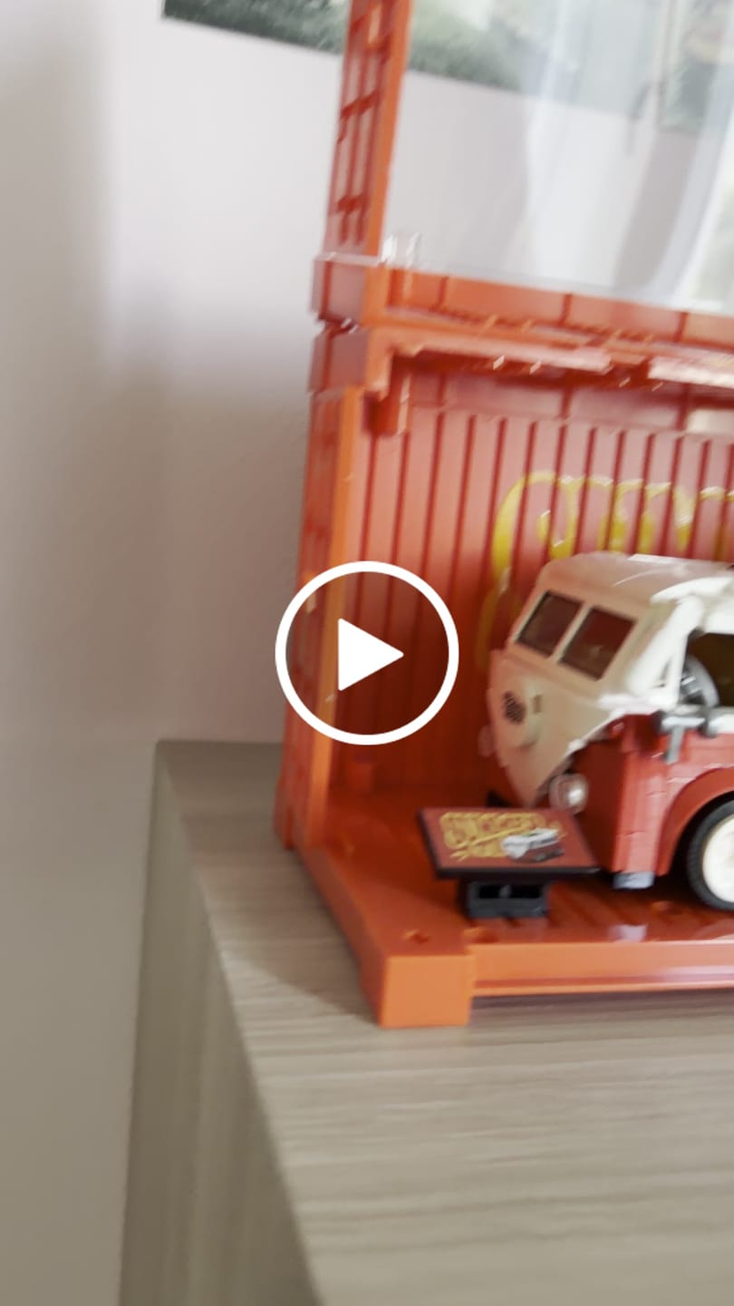 Customer video review of Classic Surf Camper