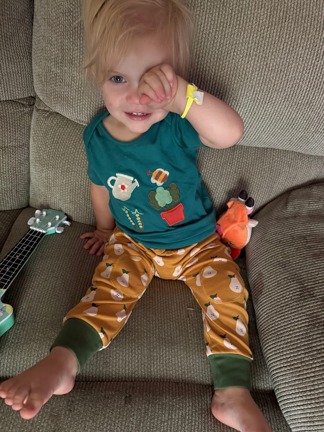 Customer photo review of Summer Pears Organic Comfy Joggers