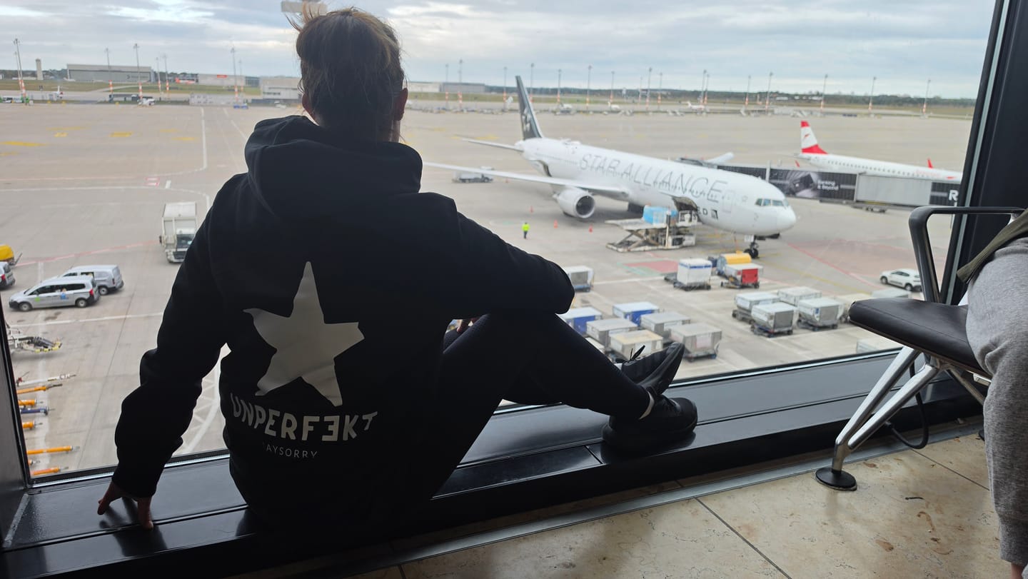 Customer photo review of Organic unisex Hoodie »Unperfekt« Stern vorne bestickt, hinten bedruckt
