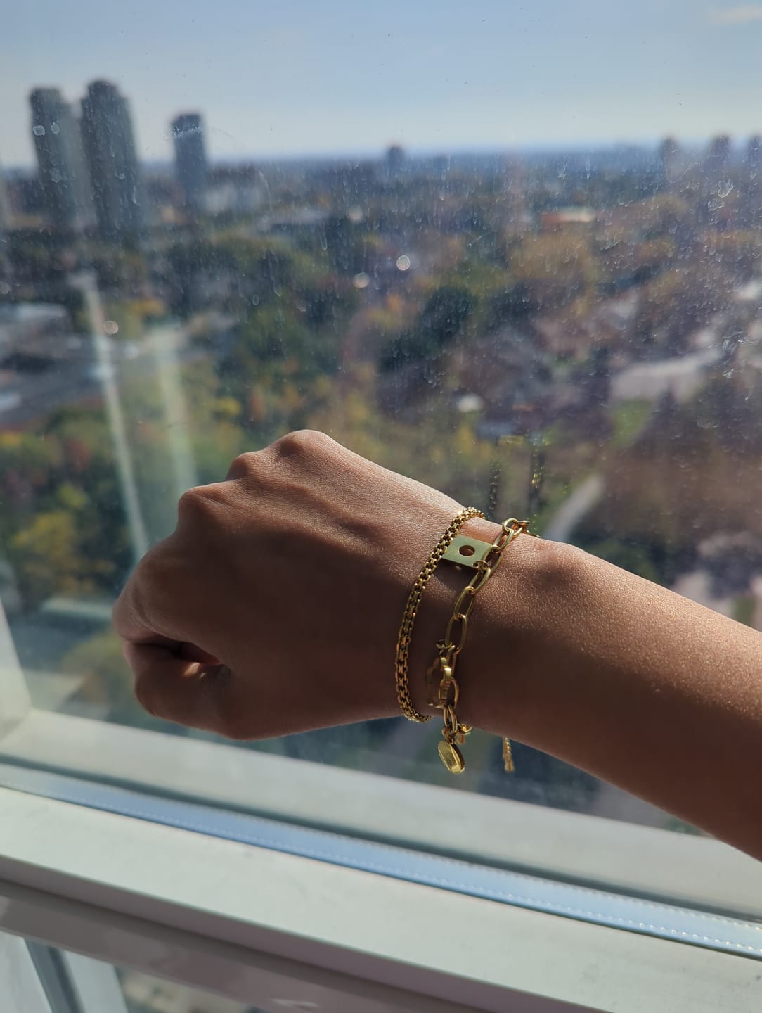 Customer photo review of Capri Gold Chain Bracelet