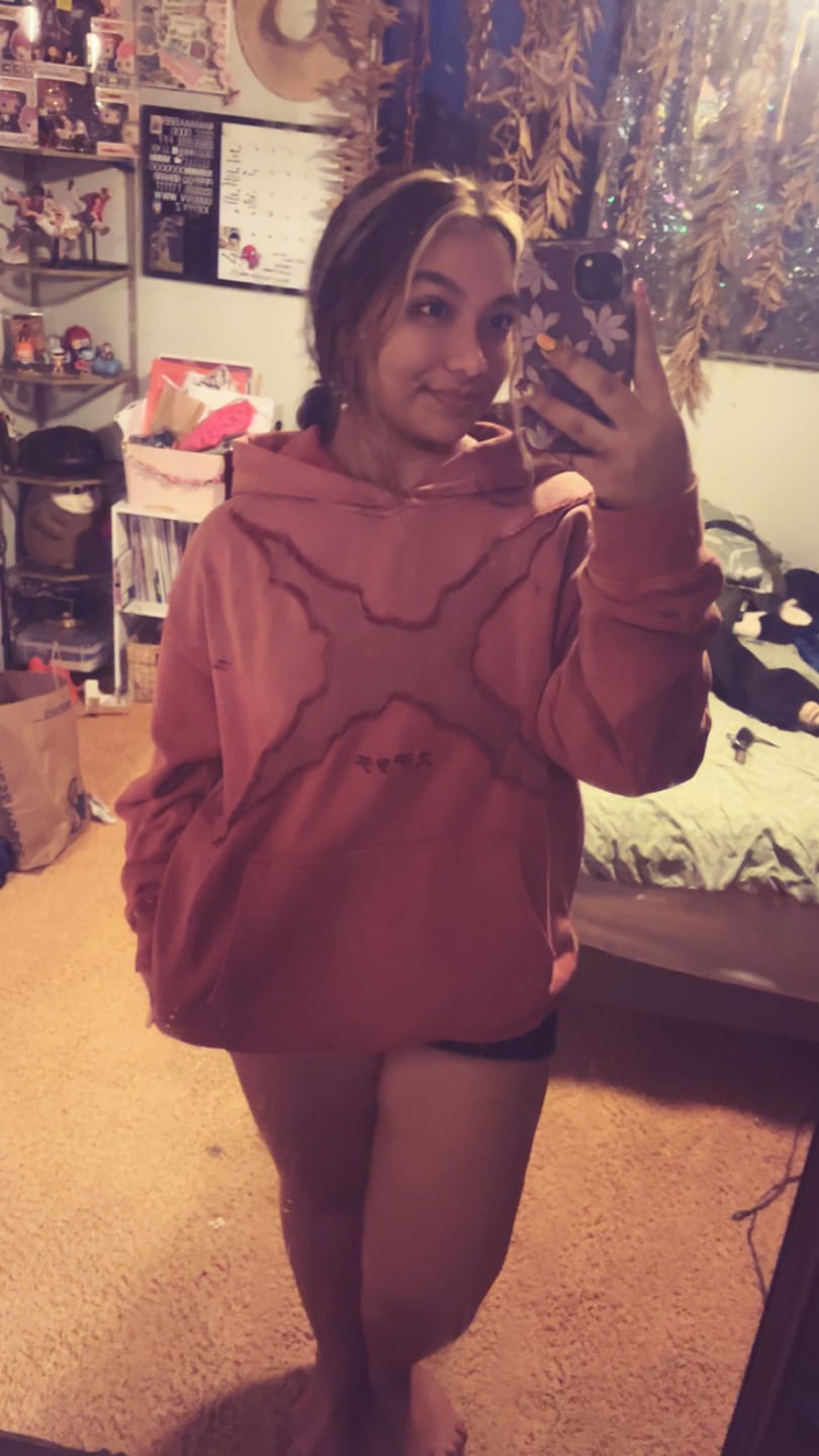 Customer photo review of LUFFY 'SCAR' HOODIE PRE-ORDER!