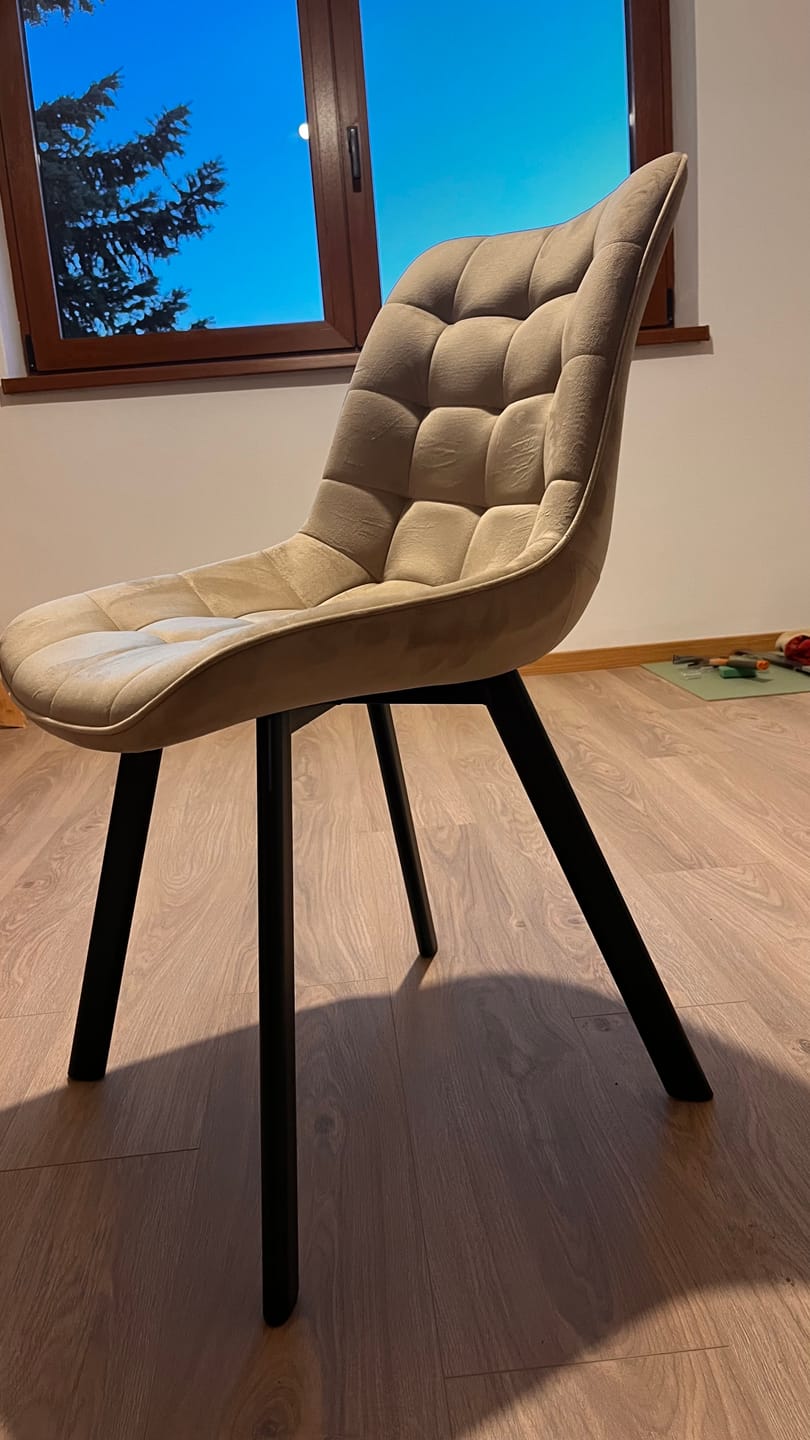 Customer photo review of Scaun K332, bej/negru, stofa catifelata/metal, 46x61x84 cm