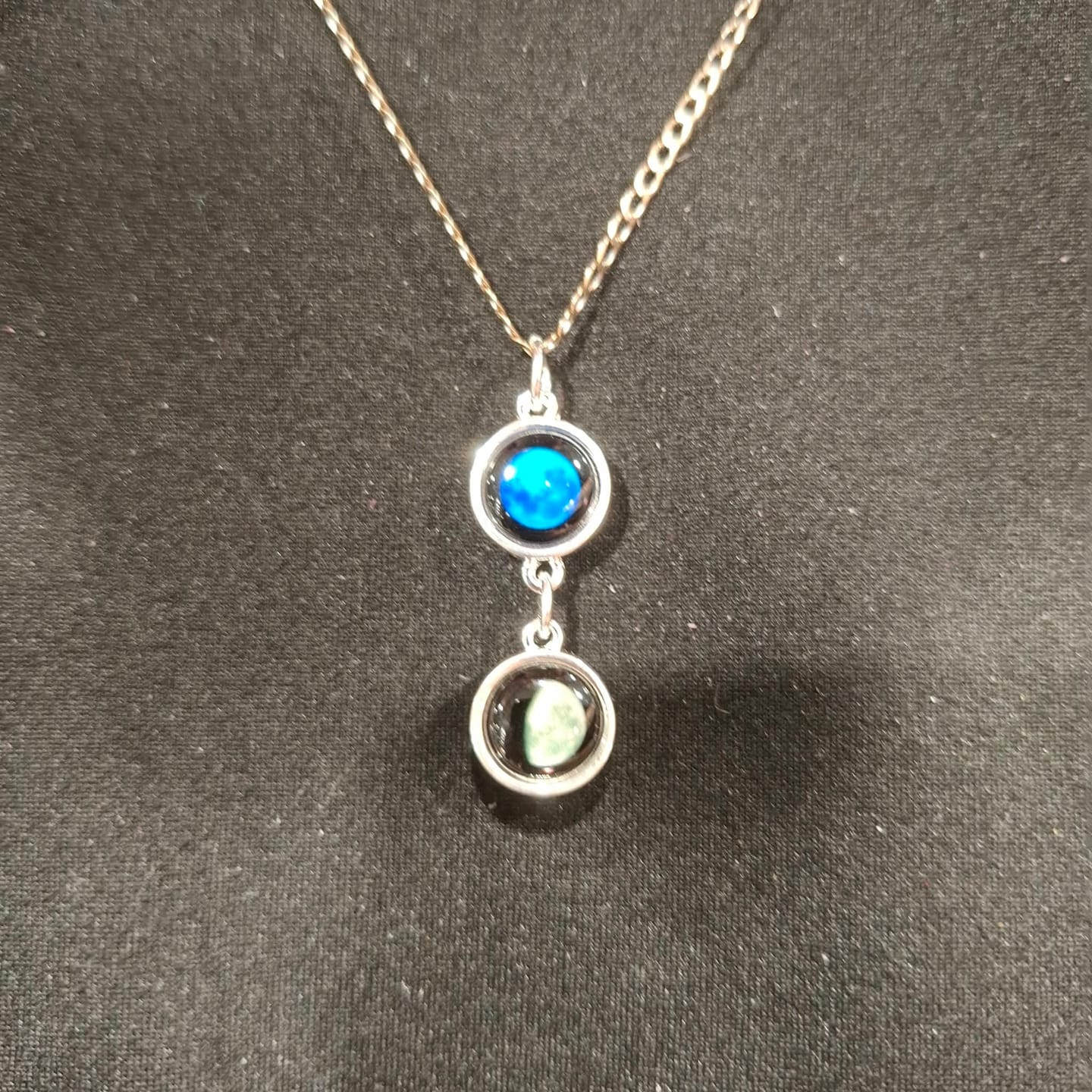 Customer photo review of Mini Ituri Necklace in Silver
