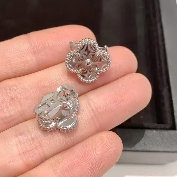 Customer photo review of Vintage Alhambra Guilloche Clover Earrings