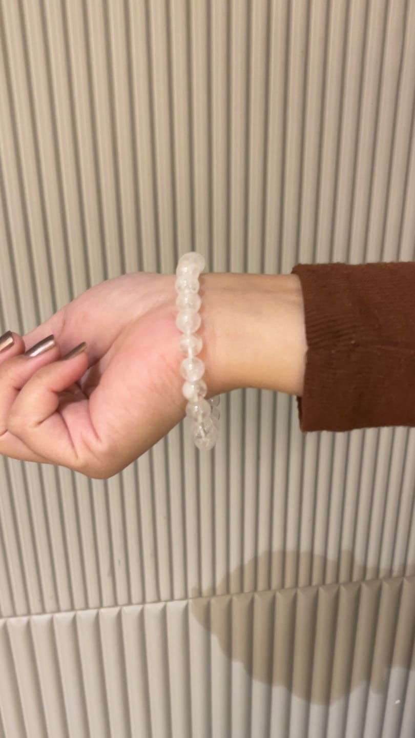 Customer photo review of Natural Clear Quartz Crystal Bracelet | Vastu Remedy for Meditation & Focus | 8 mm Beads
