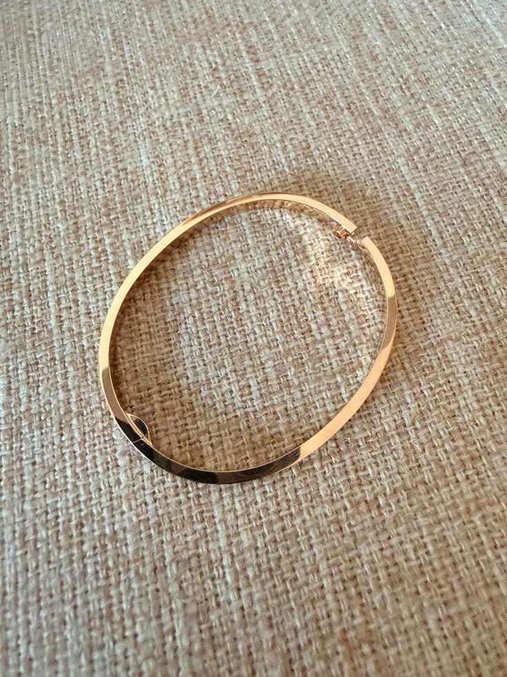 Customer photo review of Classic Love 4 Diamonds Bracelet