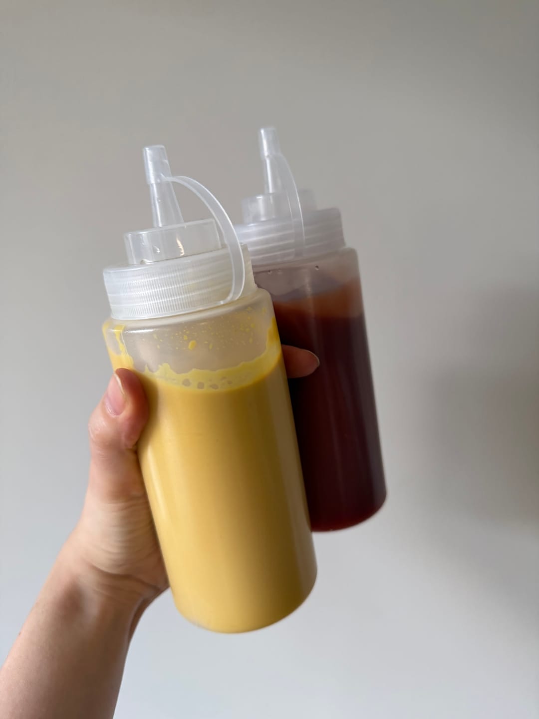 Customer photo review of Brander Easy Squeezy Sauce Bottles