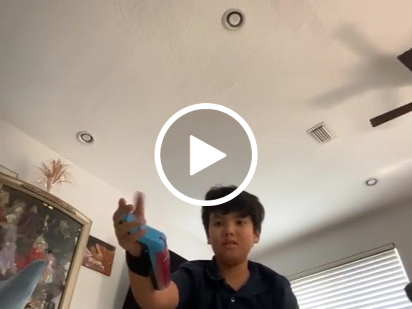 Customer video review of ZipString Aracna