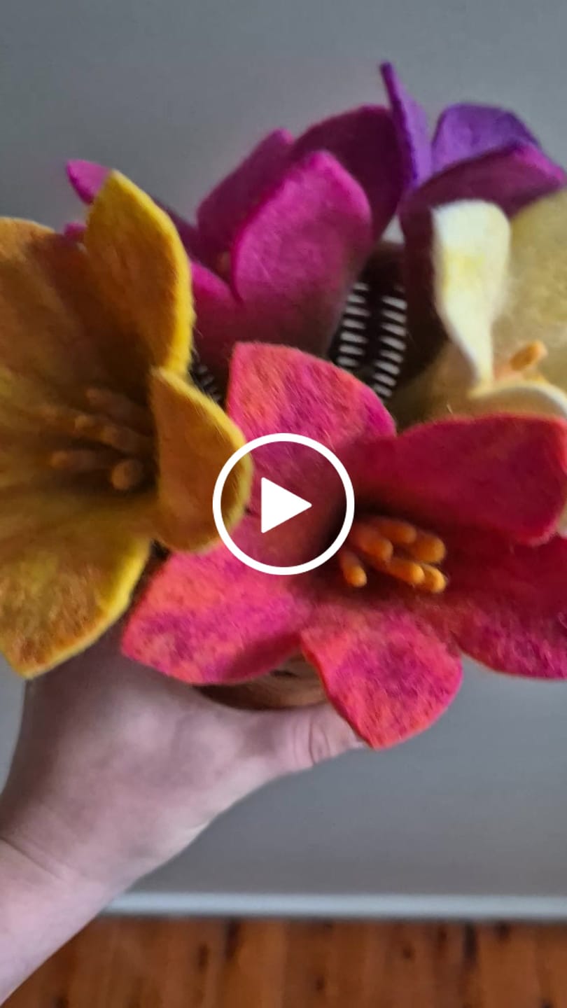Customer video review of Felt Flowers Set of 5 (Set A)