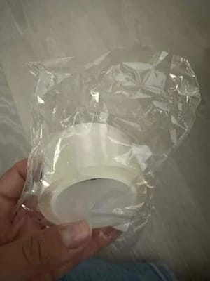 Customer photo review of Cinta Doble Faz Transparente 2x1 – Fija Sin Taladro ni Clavos