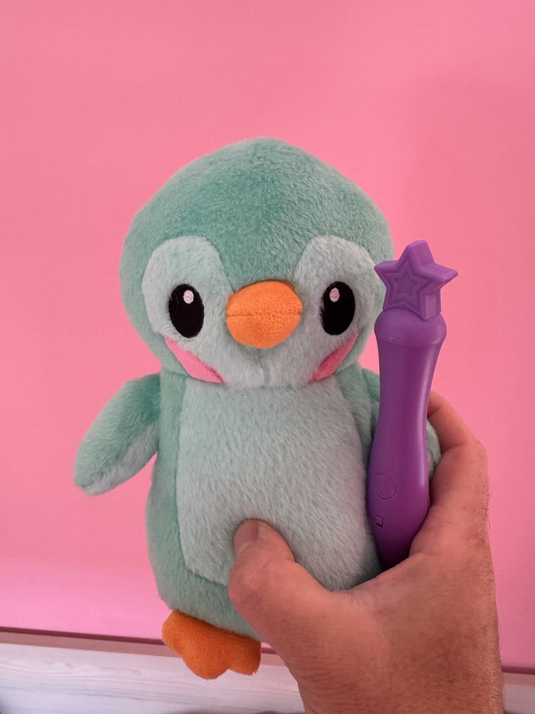 Customer photo review of Peluche Pinta en la oscuridad