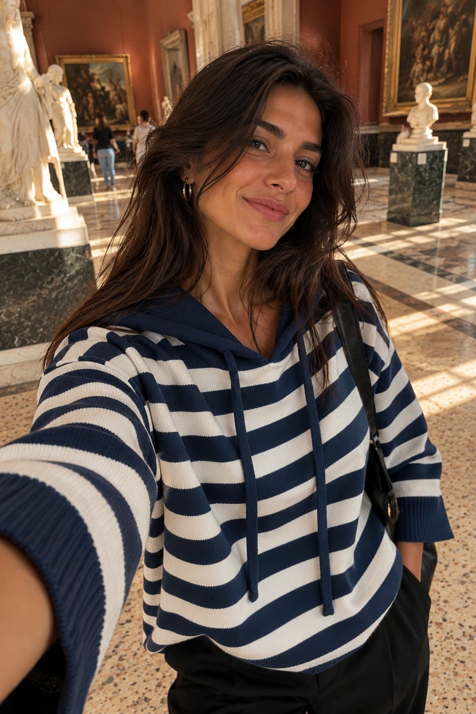 Customer photo review of Jersey de Punto con Capucha y Manga Ancha de rayas