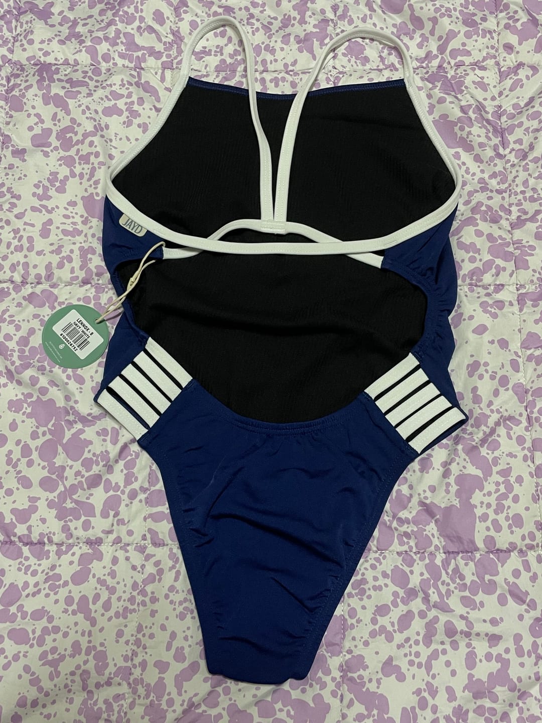Customer photo review of LENNOX ONE PIECE - Navy|White