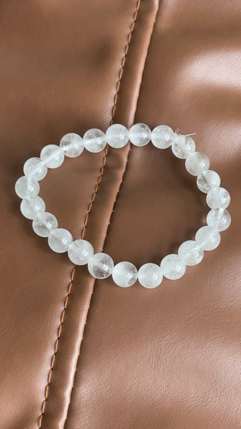 Customer photo review of Natural Clear Quartz Crystal Bracelet | Vastu Remedy for Meditation & Focus | 8 mm Beads