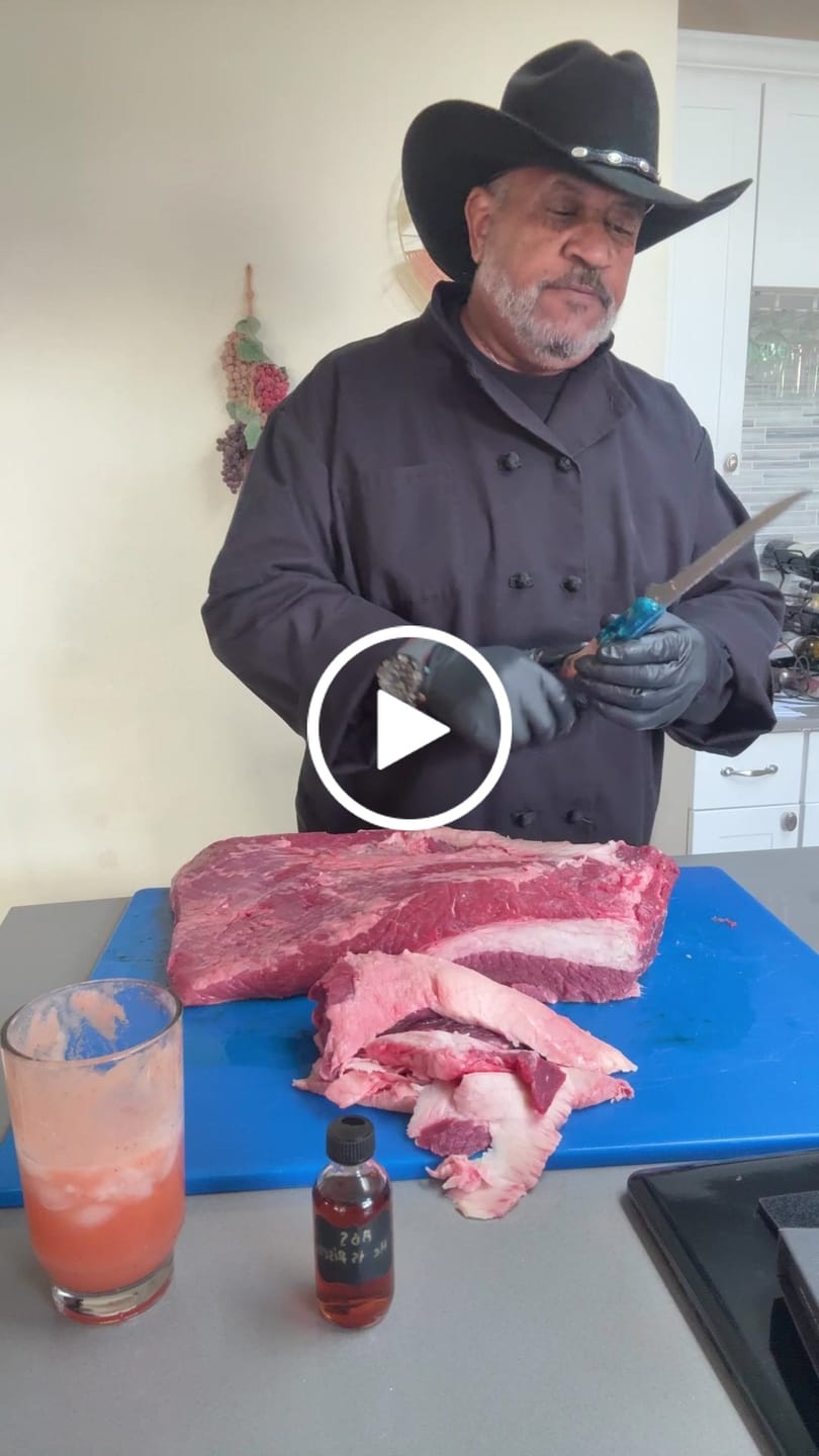 Customer video review of The SteelFang Blue Edition – Brisket & Fillet Knife Set by JIKKO®
