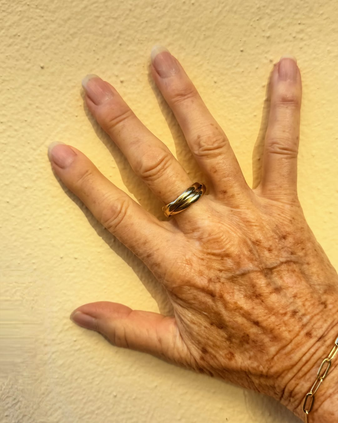 Customer photo review of Paperclip Bracelet