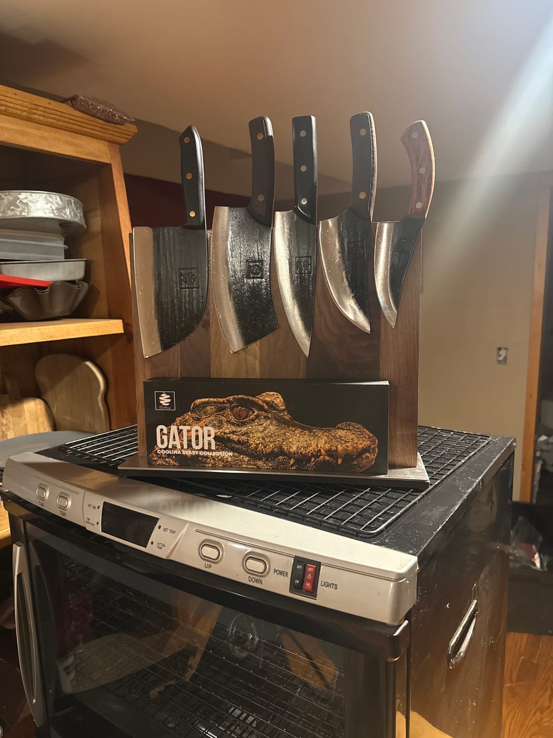 Customer photo review of FREE Walnut Magnetic Knives Holder
