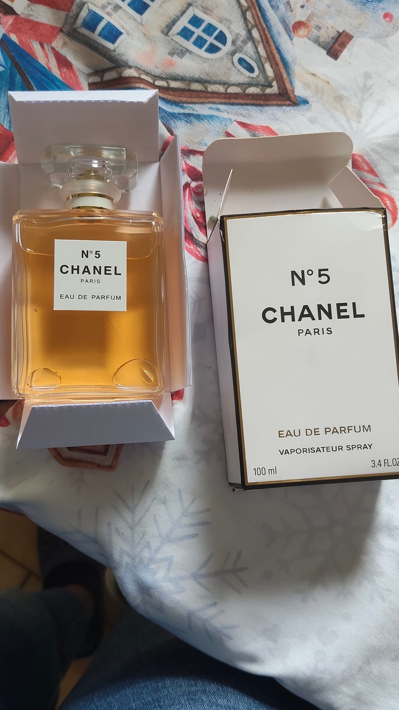 Customer photo review of CHANEL N°5 - 100ML Eau de Parfum (Tester)