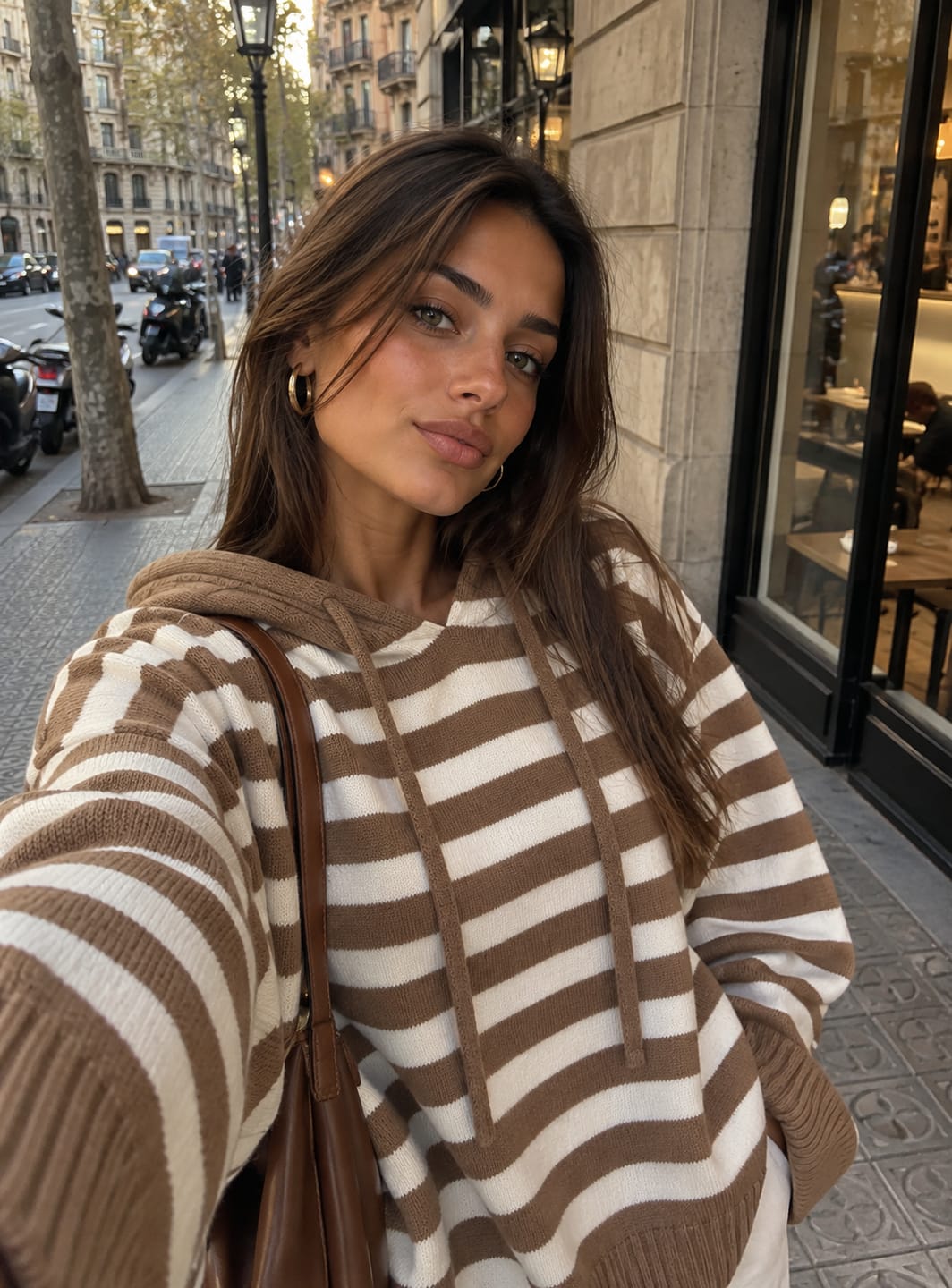 Customer photo review of Jersey de Punto con Capucha y Manga Ancha de rayas