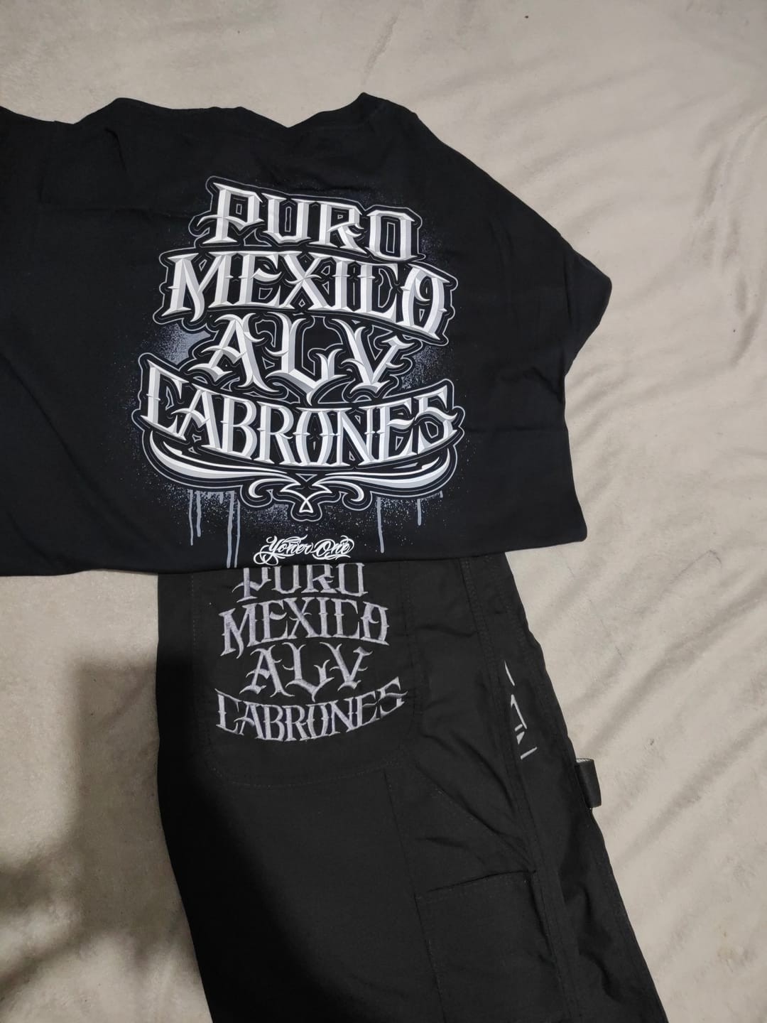 Customer photo review of Pantalón Puro México ALV Gabardina Negro